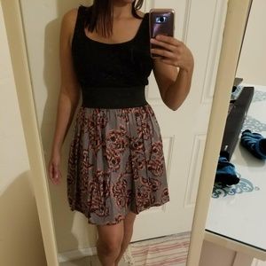 Elle Dress Size Small